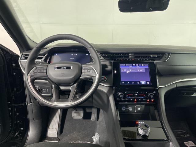 new 2025 Jeep Grand Cherokee car, priced at $44,905