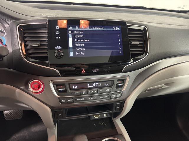 used 2020 Honda Pilot car, priced at $27,874