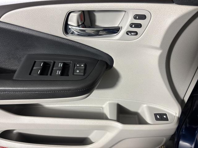 used 2020 Honda Pilot car, priced at $27,874