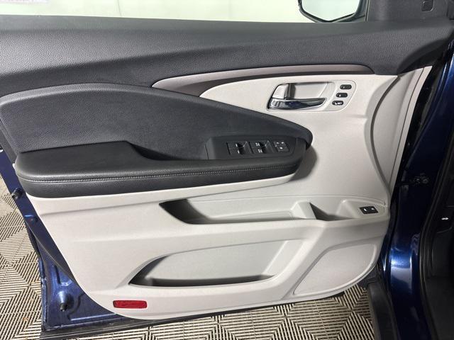used 2020 Honda Pilot car, priced at $27,874