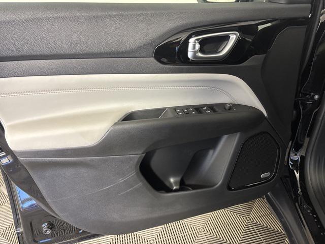 new 2026 Jeep Compass car, priced at $35,995