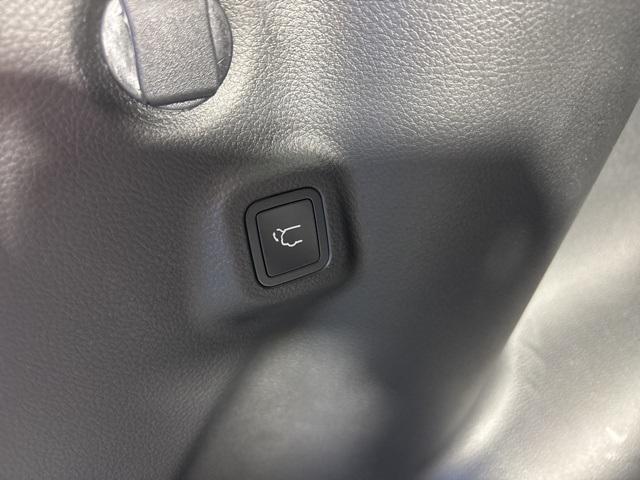 new 2026 Jeep Compass car, priced at $35,995