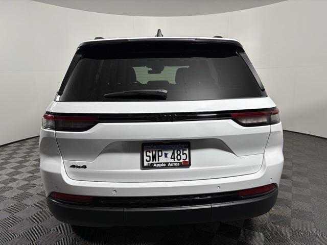 new 2025 Jeep Grand Cherokee car, priced at $40,981