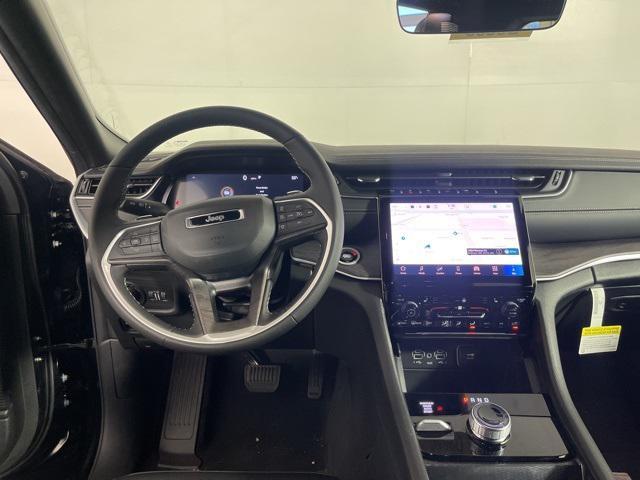 new 2025 Jeep Grand Cherokee car, priced at $45,993