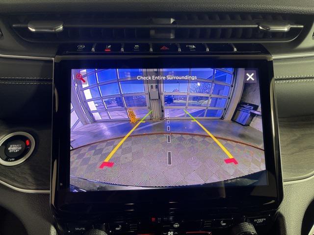 new 2025 Jeep Grand Cherokee car, priced at $45,993