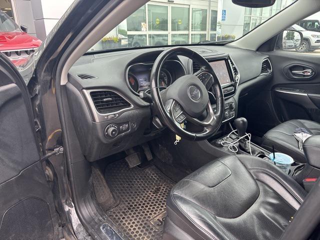 used 2019 Jeep Cherokee car, priced at $12,980