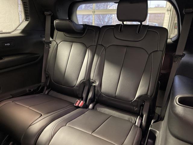 new 2025 Jeep Grand Cherokee car, priced at $45,022