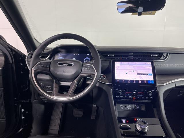 new 2025 Jeep Grand Cherokee car, priced at $45,022