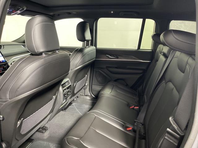 new 2025 Jeep Grand Cherokee car, priced at $45,810