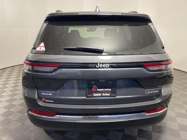 new 2025 Jeep Grand Cherokee car, priced at $45,810