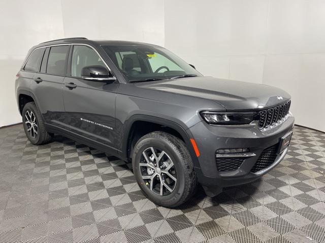 new 2025 Jeep Grand Cherokee car, priced at $45,810