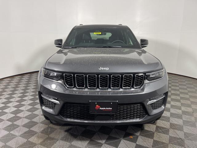 new 2025 Jeep Grand Cherokee car, priced at $45,810