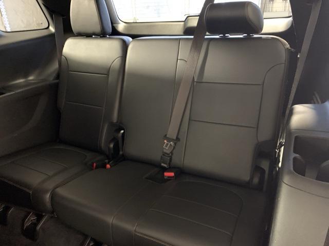 used 2021 Chevrolet Traverse car, priced at $23,494
