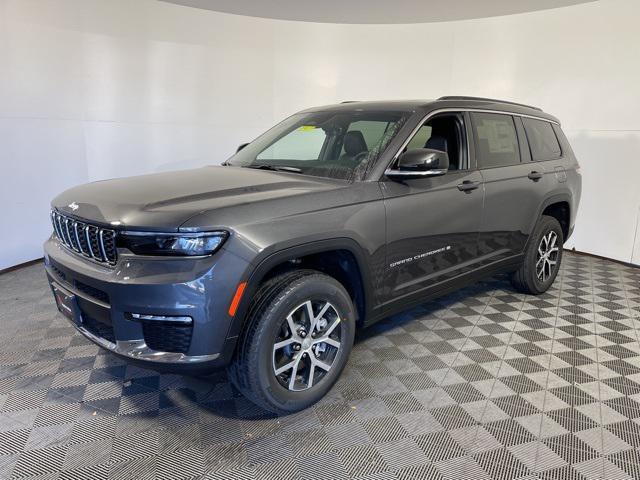 new 2025 Jeep Grand Cherokee car, priced at $47,648