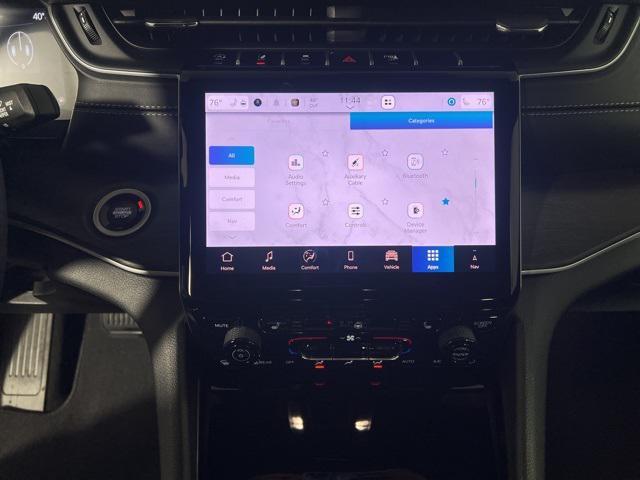 new 2025 Jeep Grand Cherokee car, priced at $40,972