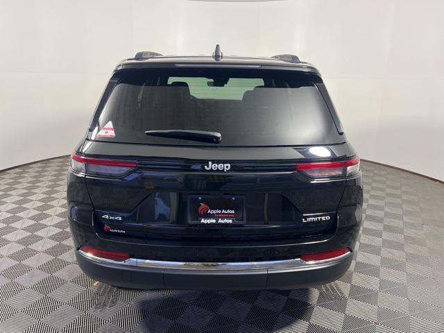 new 2025 Jeep Grand Cherokee car, priced at $40,972