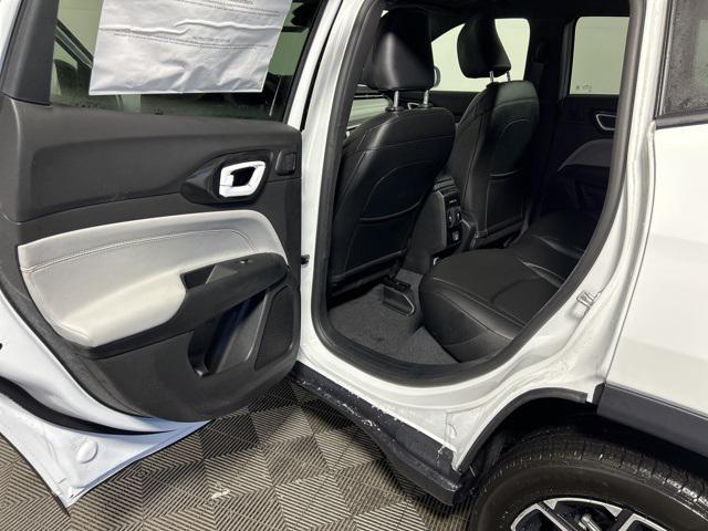 new 2025 Jeep Compass car, priced at $31,852