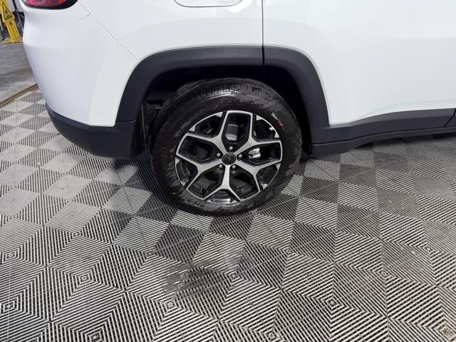new 2025 Jeep Compass car, priced at $29,750