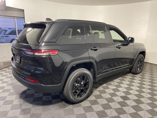 new 2025 Jeep Grand Cherokee car, priced at $40,301