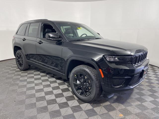 new 2025 Jeep Grand Cherokee car, priced at $40,301