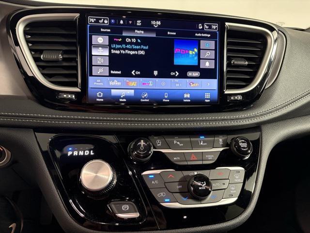 new 2026 Chrysler Pacifica car, priced at $34,685