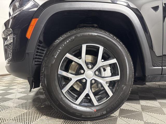new 2025 Jeep Grand Cherokee car, priced at $42,465
