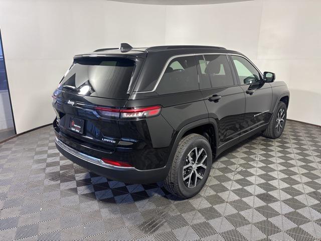 new 2025 Jeep Grand Cherokee car, priced at $44,238