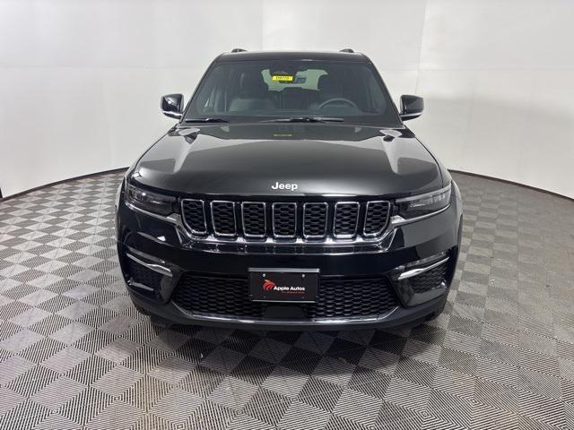 new 2025 Jeep Grand Cherokee car, priced at $44,238