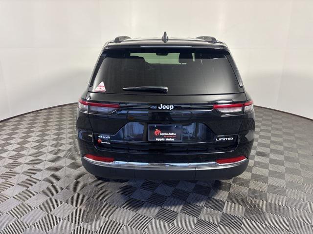 new 2025 Jeep Grand Cherokee car, priced at $44,238