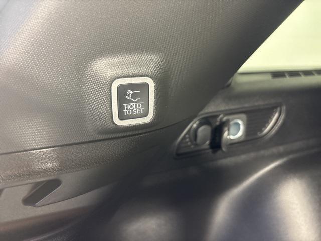 new 2025 Jeep Grand Cherokee car, priced at $44,238