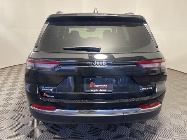 new 2025 Jeep Grand Cherokee car, priced at $43,372