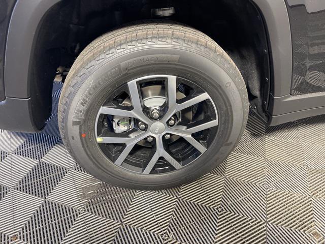 new 2025 Jeep Grand Cherokee car, priced at $46,926