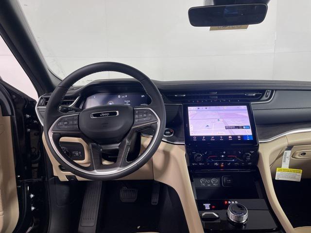 new 2025 Jeep Grand Cherokee car, priced at $46,926