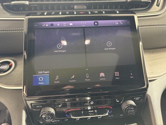 new 2025 Jeep Grand Cherokee car, priced at $46,726