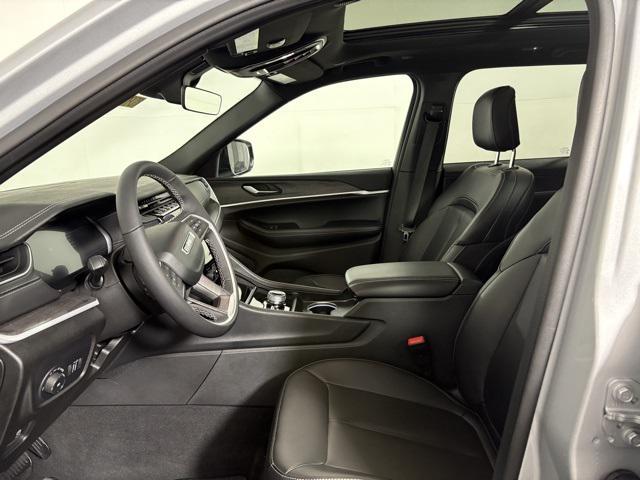 new 2025 Jeep Grand Cherokee car, priced at $46,726