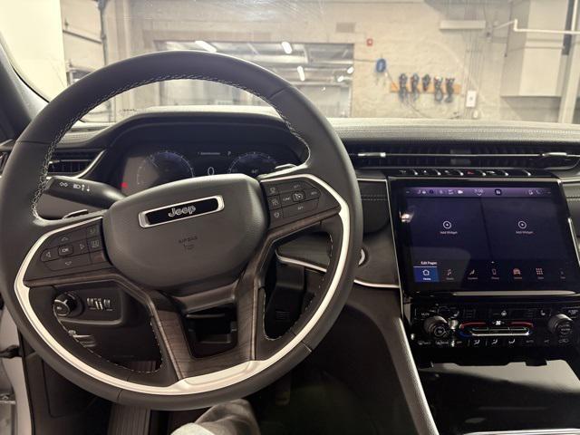 new 2025 Jeep Grand Cherokee car, priced at $46,726