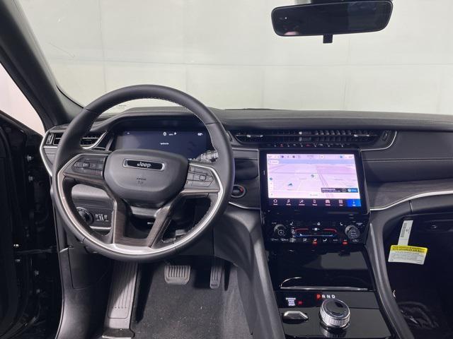 new 2025 Jeep Grand Cherokee car, priced at $47,356