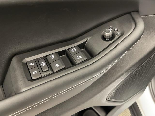 new 2025 Jeep Grand Cherokee car, priced at $44,015