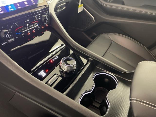 new 2025 Jeep Grand Cherokee car, priced at $49,190