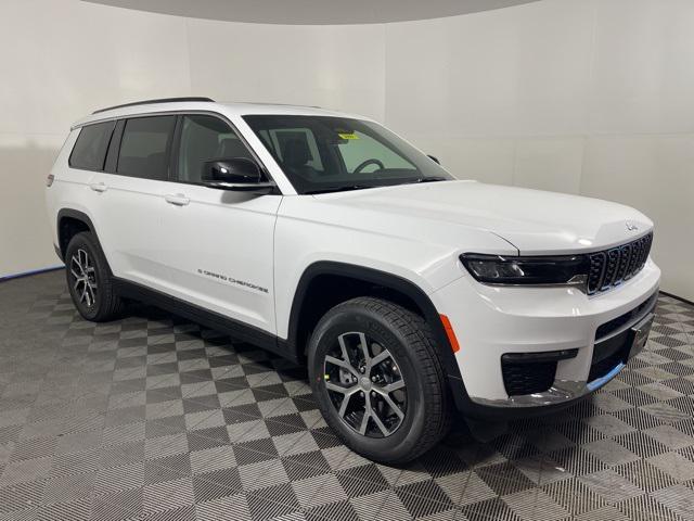 new 2025 Jeep Grand Cherokee car, priced at $49,190