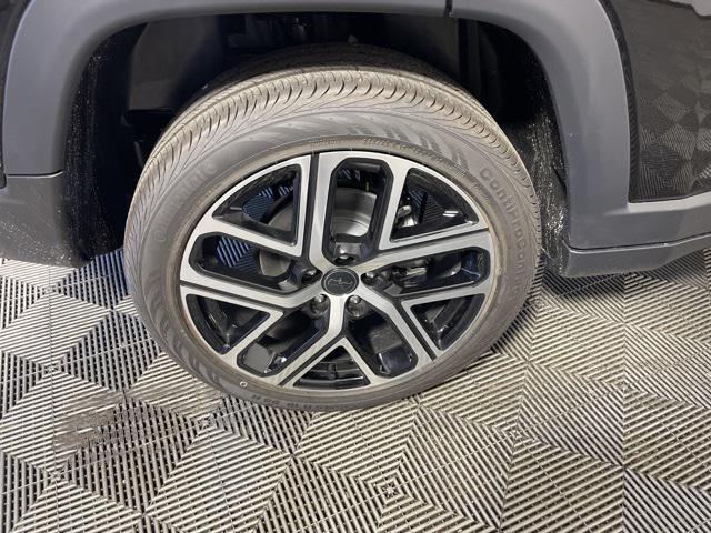 new 2025 Jeep Compass car, priced at $31,495