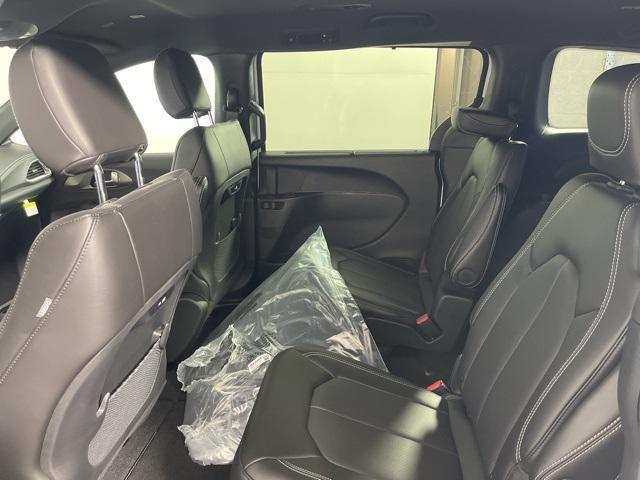 new 2026 Chrysler Pacifica car, priced at $42,443