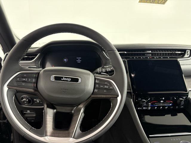 new 2025 Jeep Grand Cherokee car, priced at $38,204