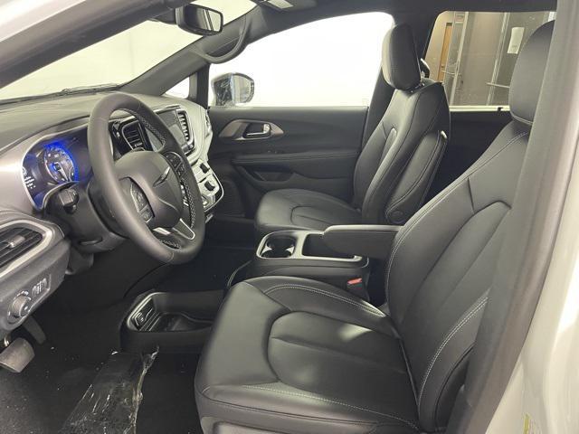 new 2026 Chrysler Pacifica car, priced at $41,995