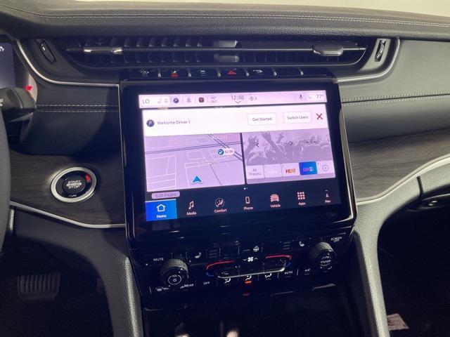 new 2025 Jeep Grand Cherokee car, priced at $44,522