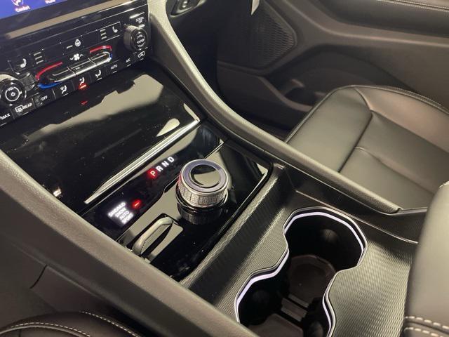 new 2025 Jeep Grand Cherokee car, priced at $44,522