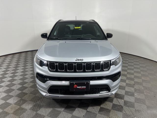 new 2025 Jeep Compass car, priced at $31,495