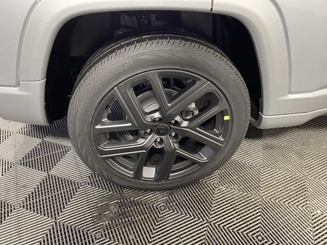 new 2025 Jeep Compass car, priced at $32,995