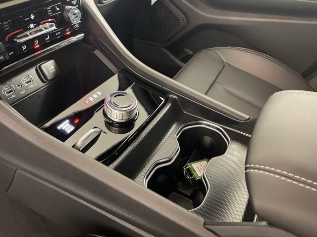 new 2025 Jeep Grand Cherokee car, priced at $43,875