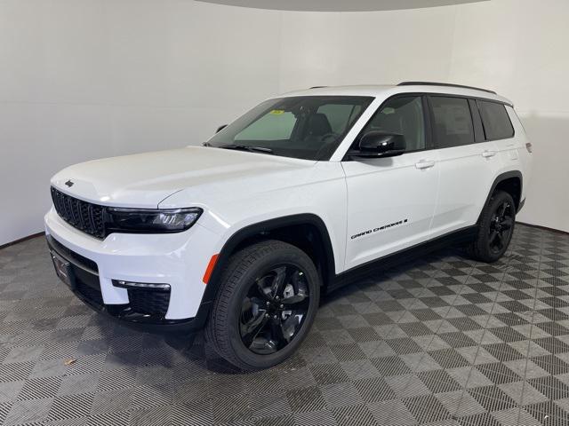 new 2025 Jeep Grand Cherokee car, priced at $43,875